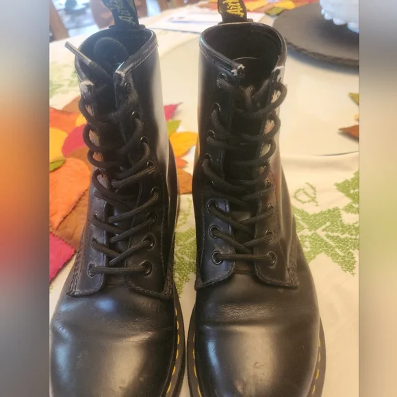 SOLD OUT - Picture 4 of 11